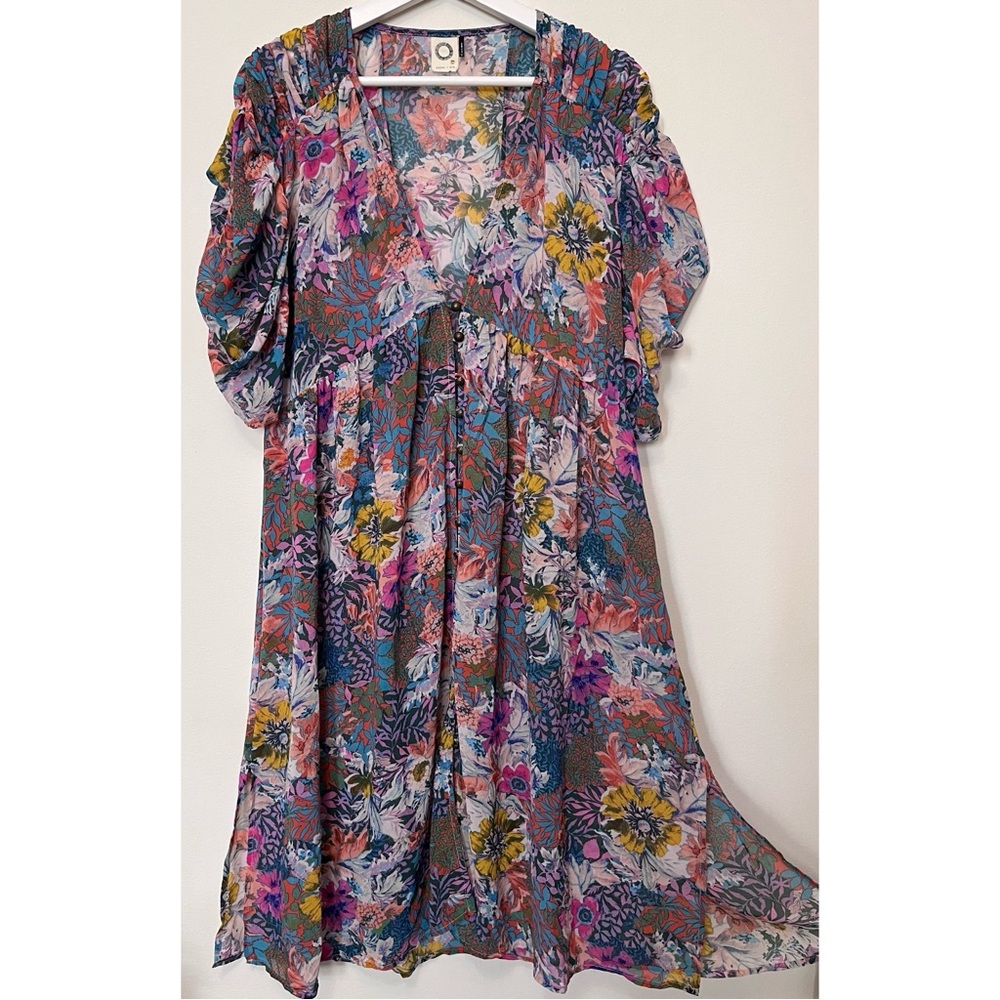 Anthropologie • M • AKEMI + KIN Sheer Chiffon Floral Duster Button Front Dress